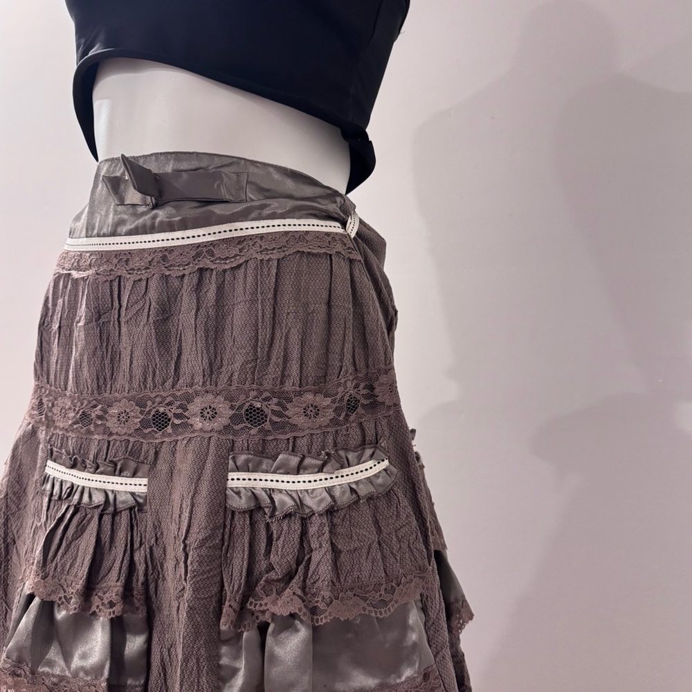 Elegant Lace Trimmed Brown Skirt